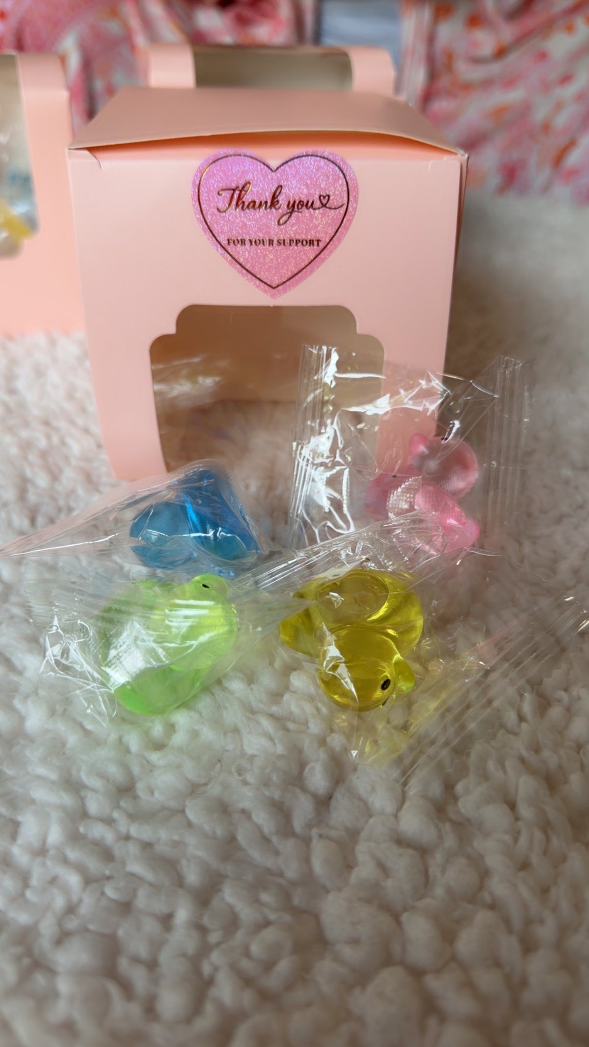Duck squishie 4 ea box